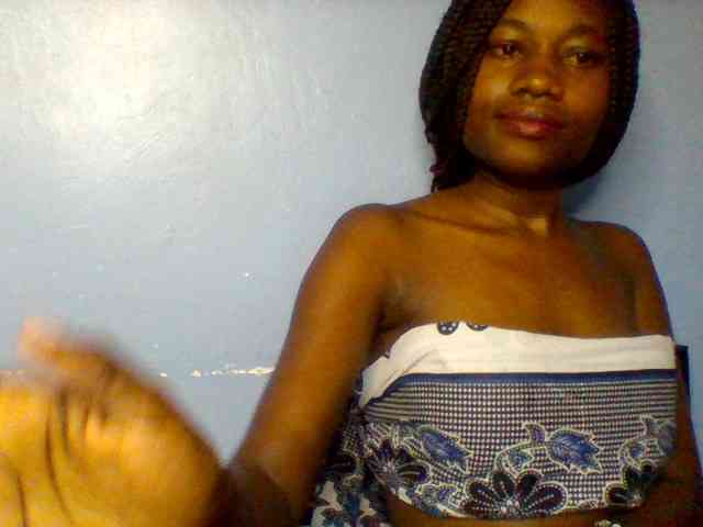 Cute-dall webcam