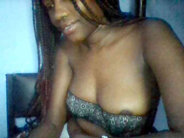 Cute-dall webcam