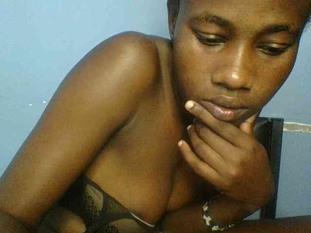 Cute-dall webcam