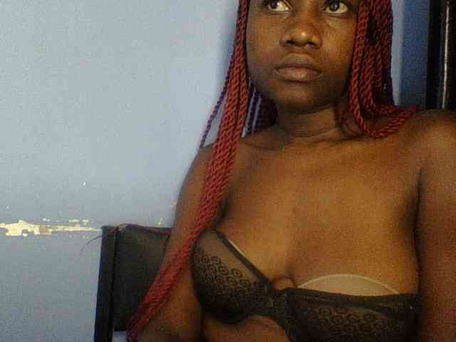 Cute-dall webcam