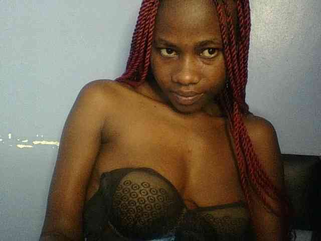 Cute-dall webcam