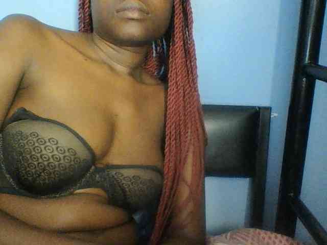 Cute-dall webcam