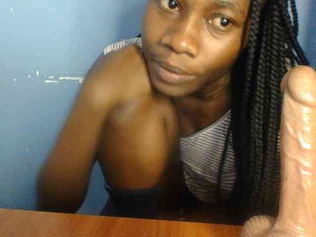 Cute-dall webcam