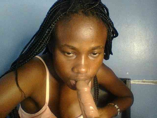 Cute-dall webcam