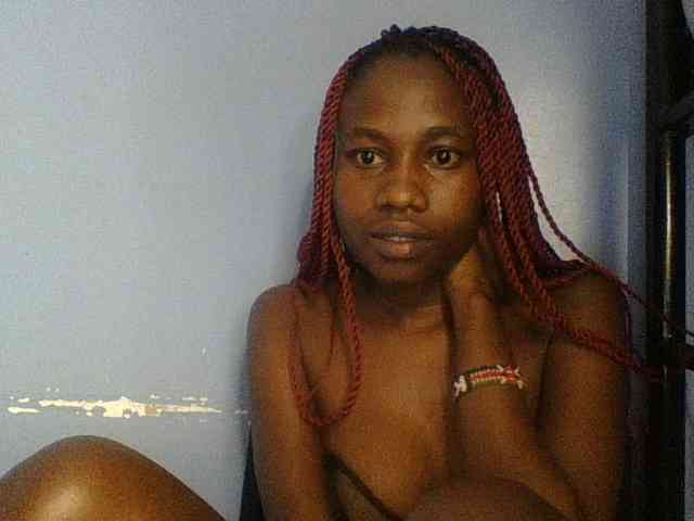 Cute-dall webcam