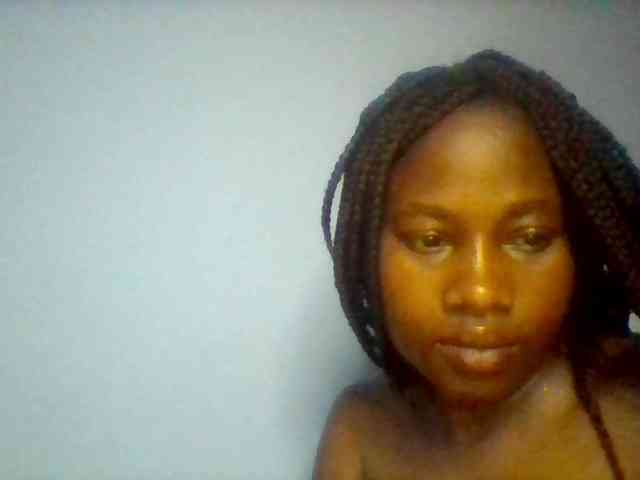 Cute-dall webcam