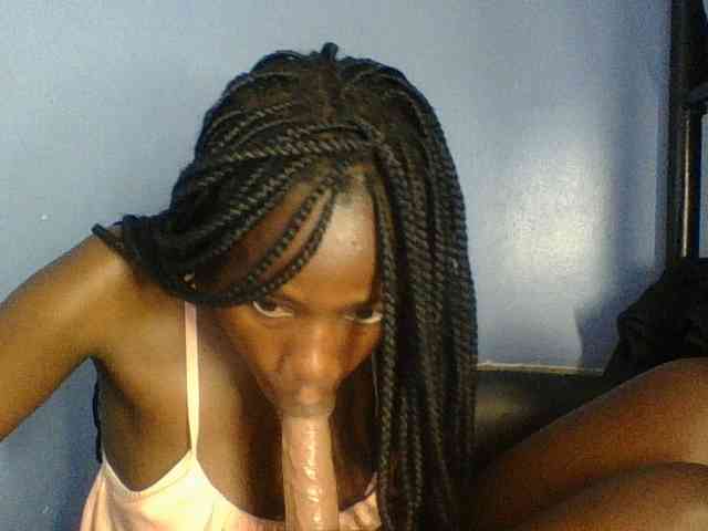Cute-dall webcam