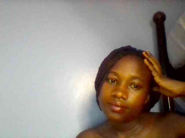 Cute-dall webcam