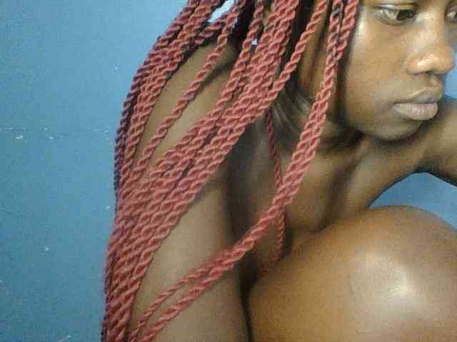 Cute-dall webcam
