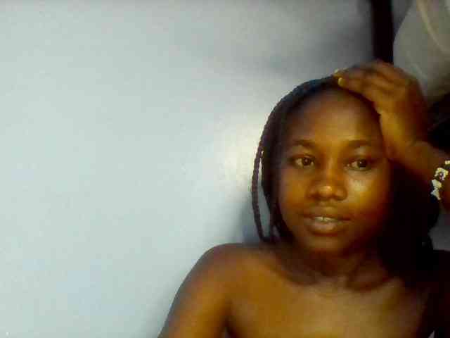 Cute-dall webcam