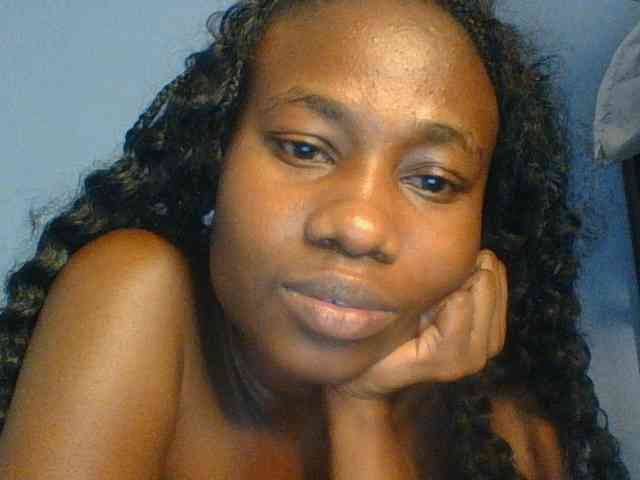 Cute-dall webcam