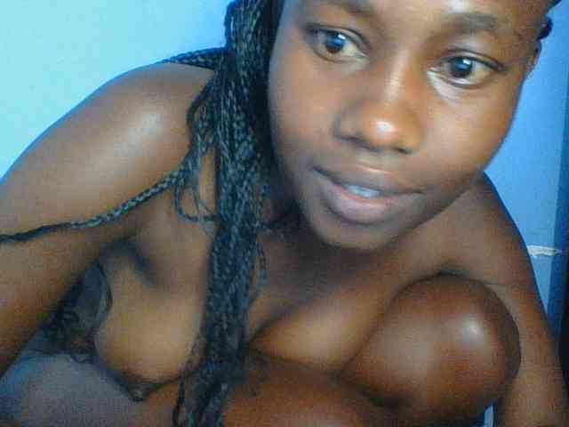 Cute-dall webcam