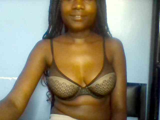 Cute-dall webcam