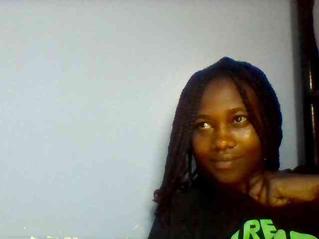 Cute-dall webcam