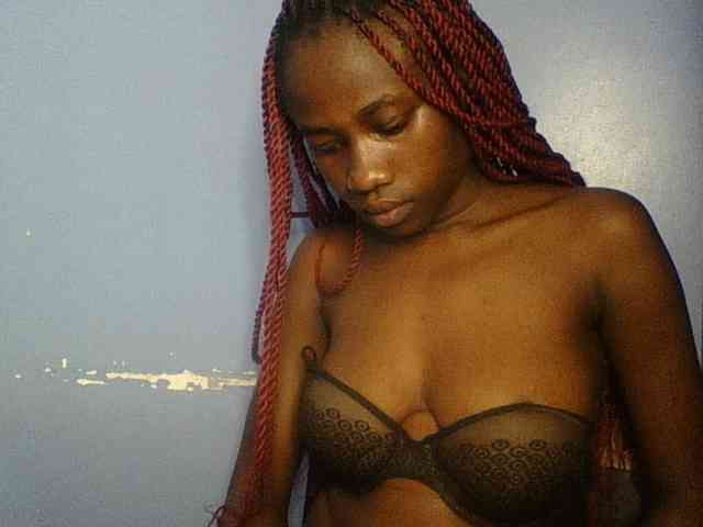 Cute-dall webcam