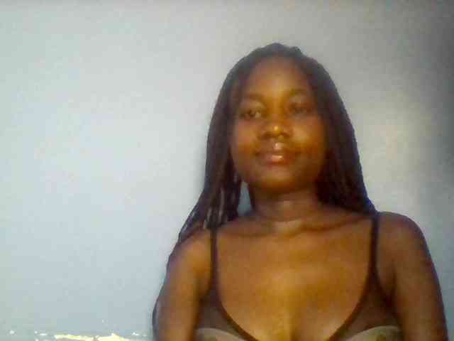 Cute-dall webcam
