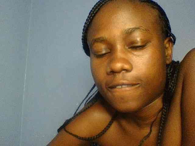 Cute-dall webcam