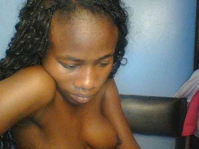 Cute-dall webcam