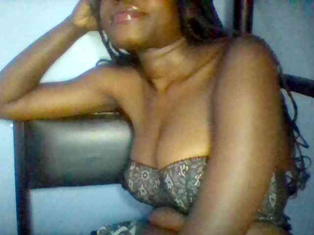 Cute-dall webcam