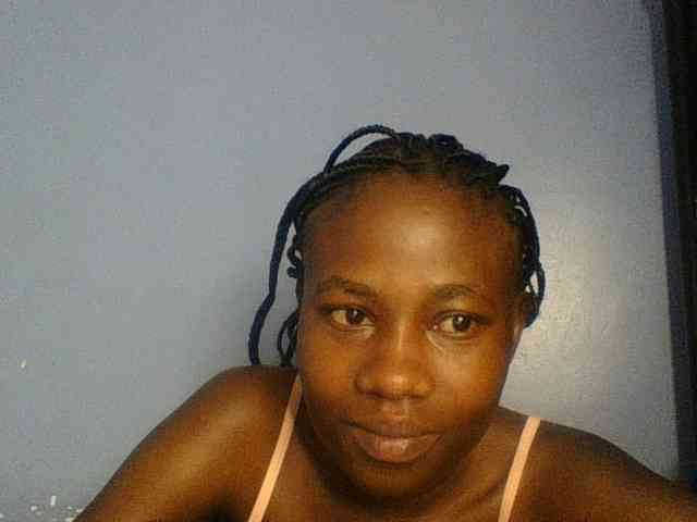 Cute-dall webcam