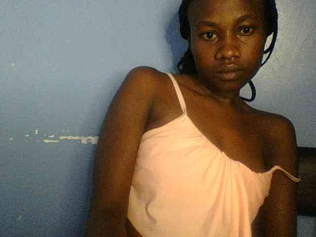 Cute-dall webcam