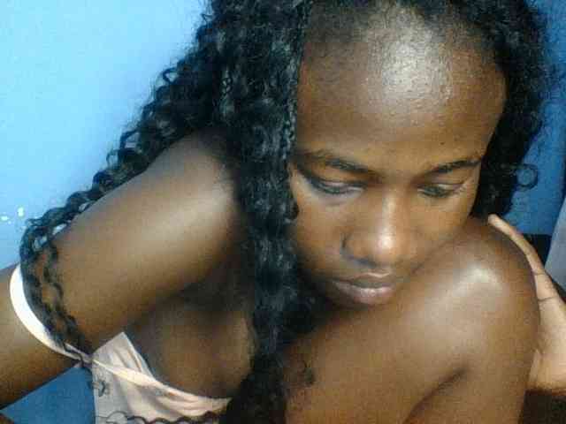 Cute-dall webcam