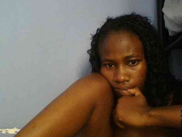 Cute-dall webcam