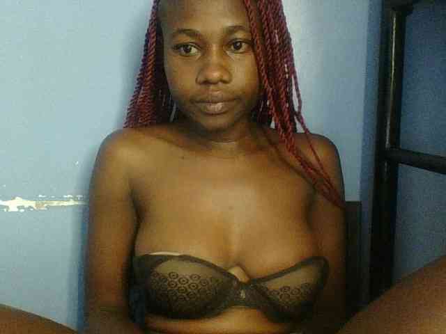 Cute-dall webcam