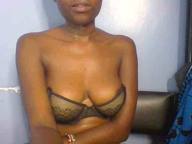 Cute-dall webcam