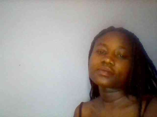 Cute-dall webcam