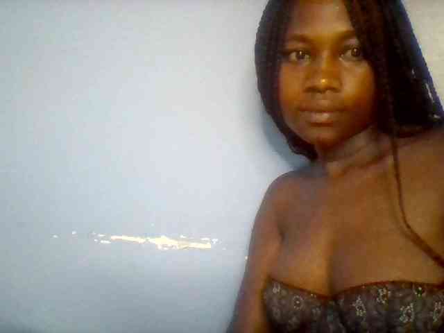 Cute-dall webcam