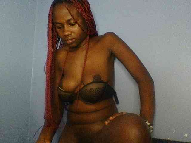 Cute-dall webcam