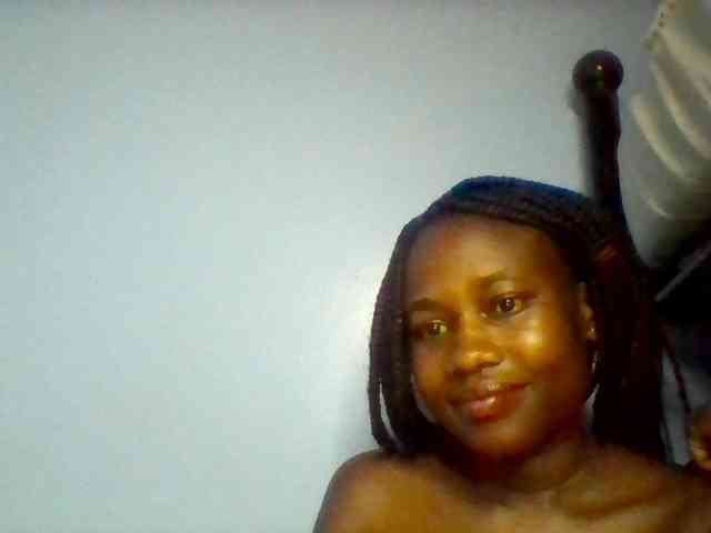 Cute-dall webcam