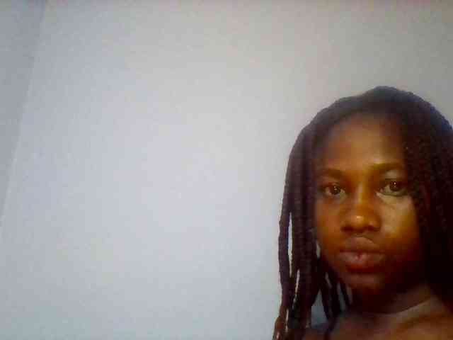 Cute-dall webcam