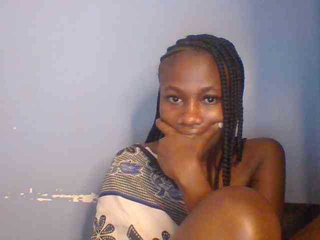 Cute-dall webcam