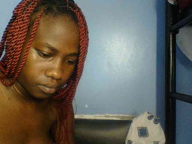 Cute-dall webcam
