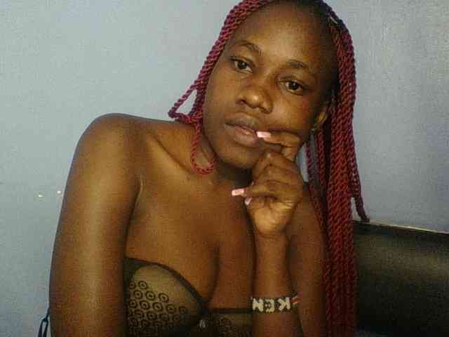 Cute-dall webcam