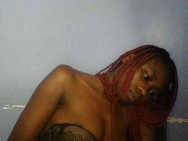 Cute-dall webcam