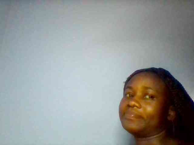 Cute-dall webcam