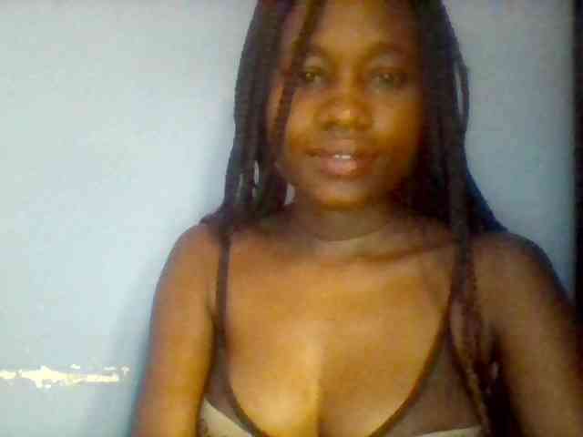 Cute-dall webcam