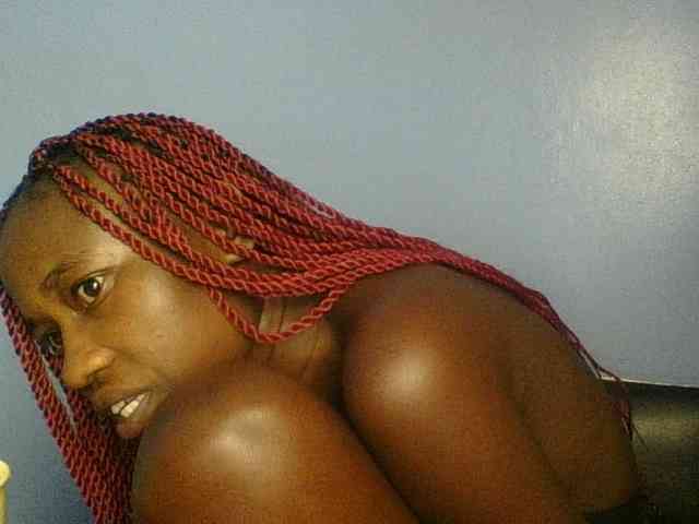 Cute-dall webcam