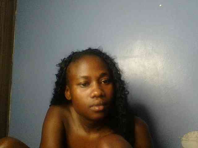 Cute-dall webcam