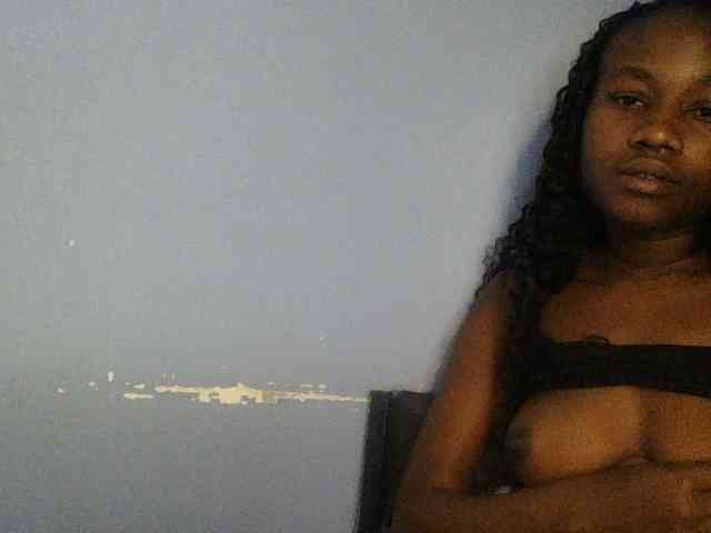 Cute-dall webcam