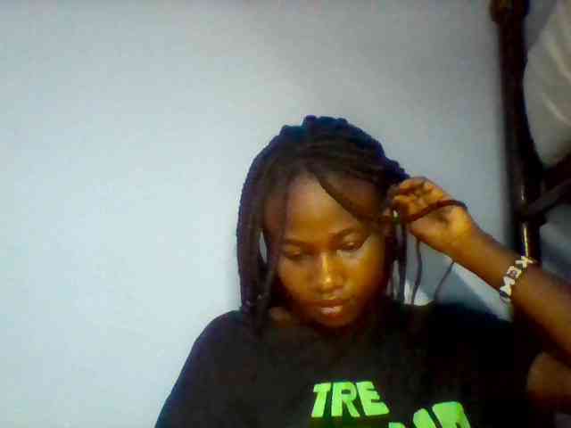 Cute-dall webcam