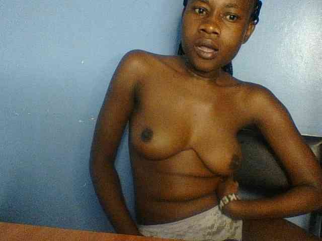 Cute-dall webcam