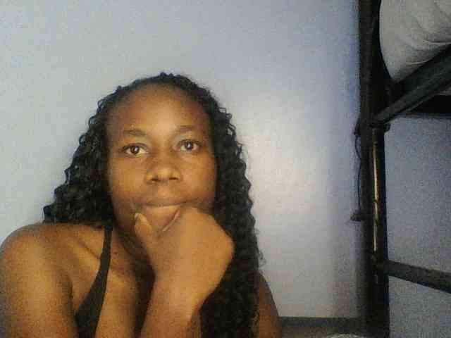 Cute-dall webcam