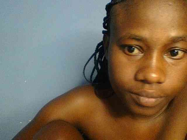 Cute-dall webcam