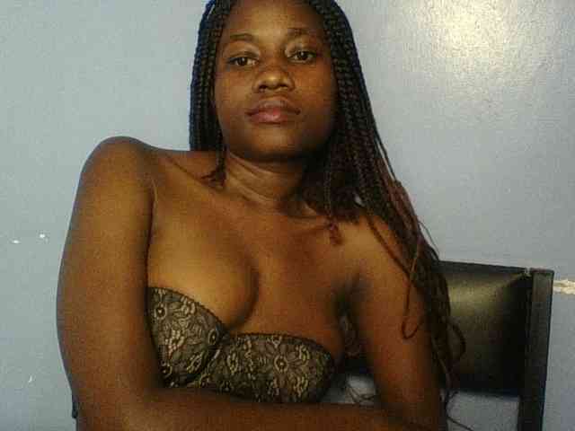 Cute-dall webcam