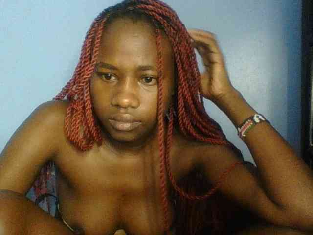 Cute-dall webcam
