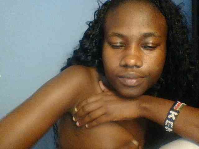 Cute-dall webcam